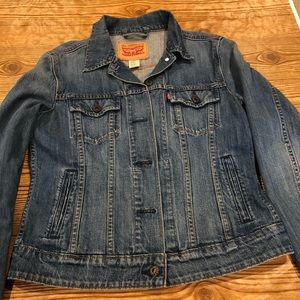 Small levis long sleeve jacket